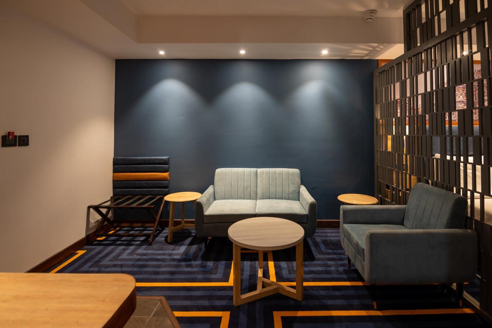 Holiday Inn Express & Suites Jaipur Gopalpura Exterior foto